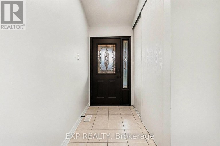 29131765/17-windchime-crescent/barrhaven-east/ottawa/ontario/K2G6J3_6