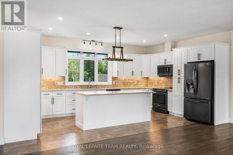 28362636/2500-kearns-way/osgoode-twp-north-of-reg-rd-6/ottawa/ontario/K4P1R9_14