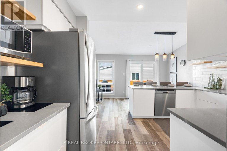 29380188/4-totteridge-avenue/longfields/ottawa/ontario/K2J5G2_13