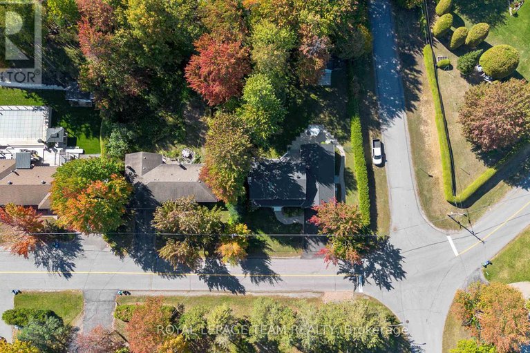 28943103/60-vaan-drive/merivale-gardens/ottawa/ontario/K2G0C9_34