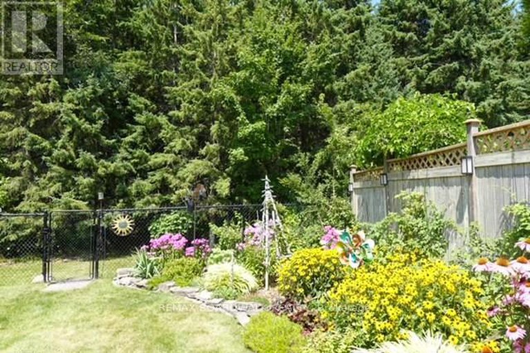 29408101/182-palomino-drive/bridlewood/ottawa/ontario/K2M1P2_43