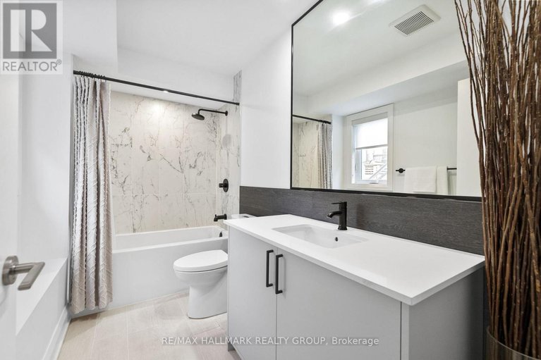 29595159/101-tay-street/westboro-west/ottawa/ontario/K2A2H1_36