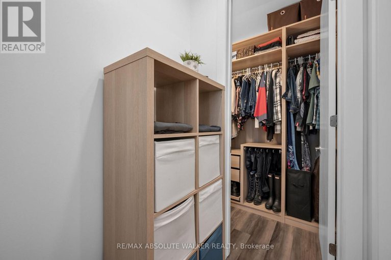 29069394/1006-7-marquette-avenue/vanier/ottawa/ontario/K1L8A7_30