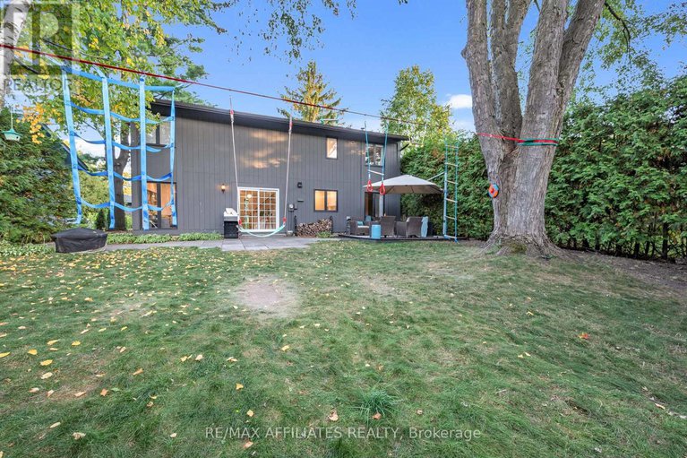 29158864/22-inuvik-crescent/katimavik/ottawa/ontario/K2L1A2_50