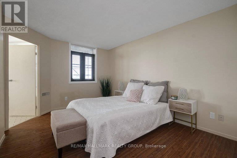 28717173/616-1025-grenon-avenue/fairfield-heights/ottawa/ontario/K2B8S5_5