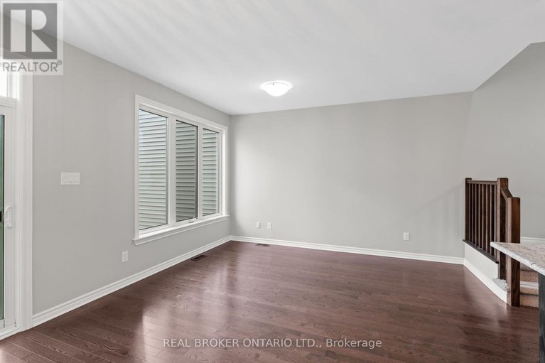 28421576/792-cedar-creek-drive/blossom-parkkemp-parkfindlay-creek/ottawa/ontario/K1T0M6_12
