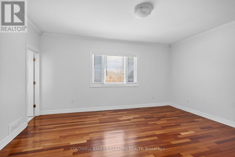 29439307/599-ballycastle-crescent/riverside-south/ottawa/ontario/K1X0A2_32