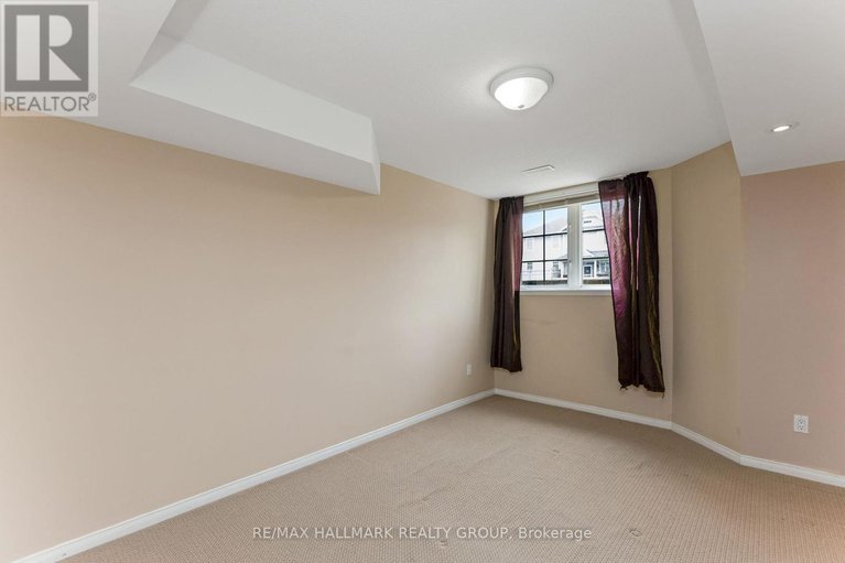 28990885/5-896-longfields-drive/longfields/ottawa/ontario/K2J5K6_21