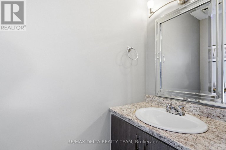 29438319/78-6821-bilberry-drive/convent-glen-north/ottawa/ontario/K1C2E8_4