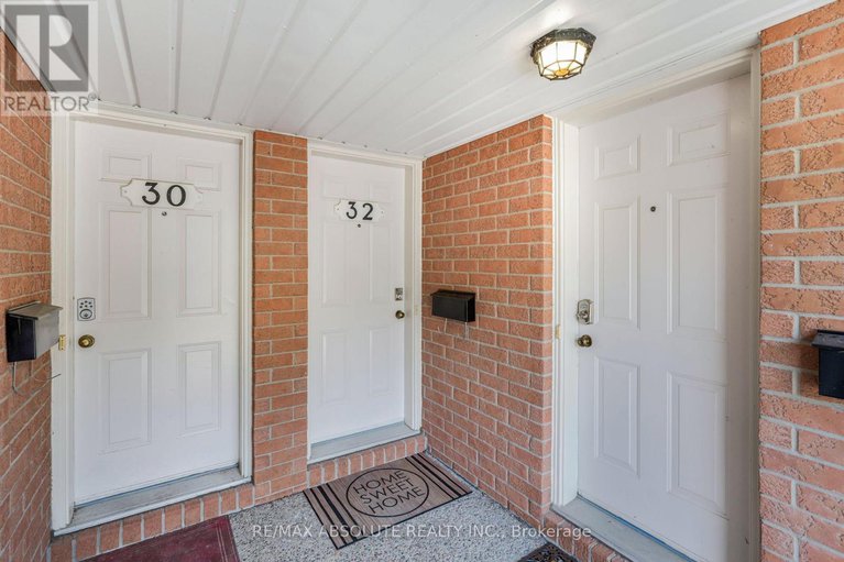 28983666/32-bonfield-private/avalon-east/ottawa/ontario/K4A5E4_2