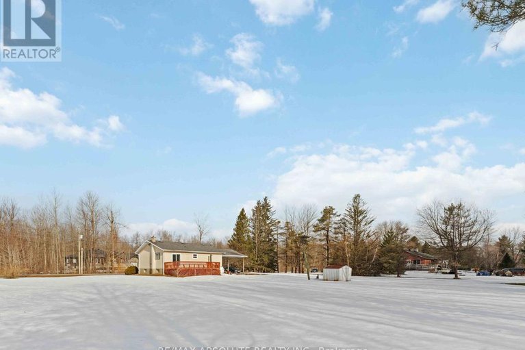 29180472/1984-forced-road/vars-area/ottawa/ontario/K0A3H0_19