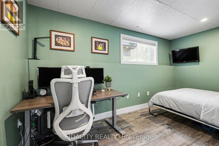 29603147/266-clifford-campbell-street/fitzroy/ottawa/ontario/K0A1X0_22