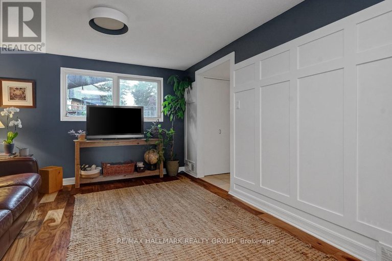 28883249/599-duff-crescent/beacon-hill-north/ottawa/ontario/K1J7C6_22