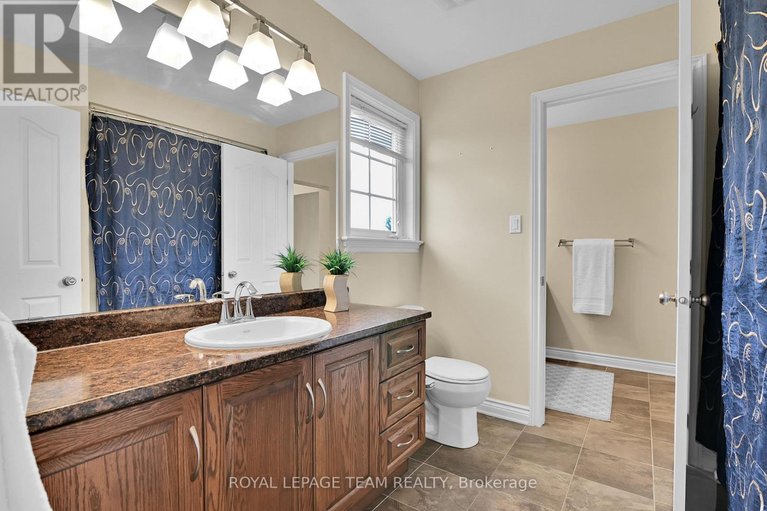 29566276/756-kilbirnie-drive/stonebridge/ottawa/ontario/K2J0M2_21