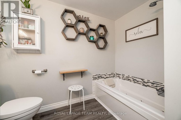 28995964/19-mclennan-way/katimavik/ottawa/ontario/K2L2N1_20