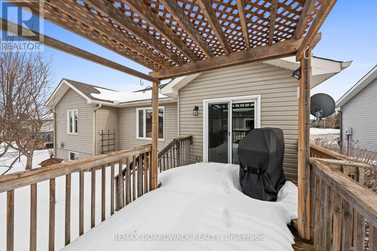 29430722/110-templeton-court/kemptville/north-grenville/ontario/K0G1J0_28