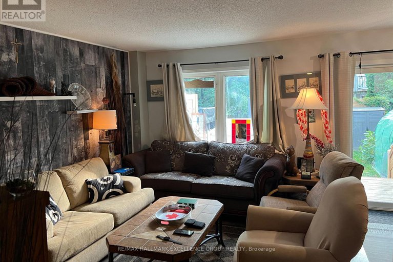 28730810/1130-dianne-avenue/town-of-rockland/clarence-rockland/ontario/K4K1J6_11