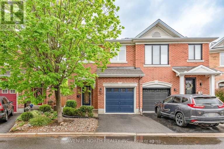 28477888/92-encore-private/city-viewskylinefisher-heightsparkwood-hills/ottawa/ontario/K2E0A2_1
