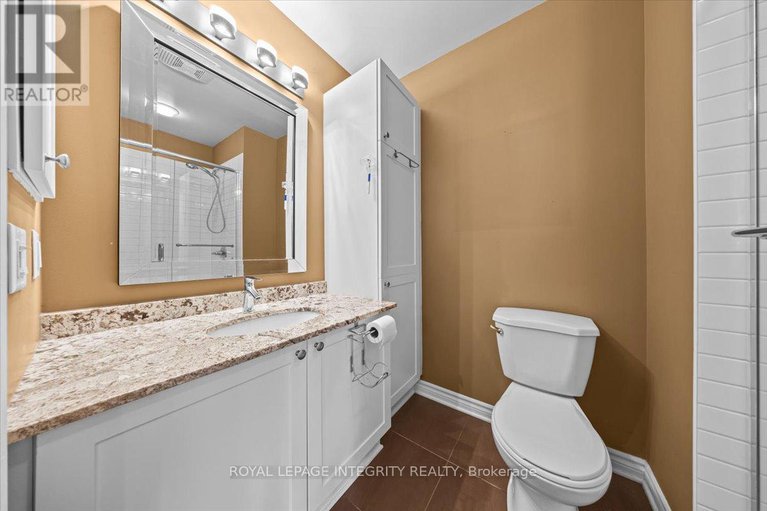 28654363/1907-70-landry-street/vanier/ottawa/ontario/K1L0A8_16