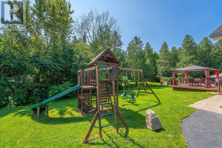 28985818/14-panandrick-view-drive/rural-kanata-central/ottawa/ontario/K2W1A5_42