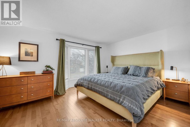 29612924/6289-vorlage-drive/convent-glen-north/ottawa/ontario/K1C2E4_16