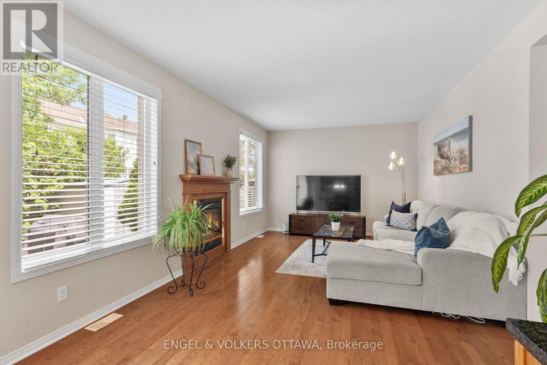 28459479/705-larcastle-circle/avalon-east/ottawa/ontario/K4A4Z2_12