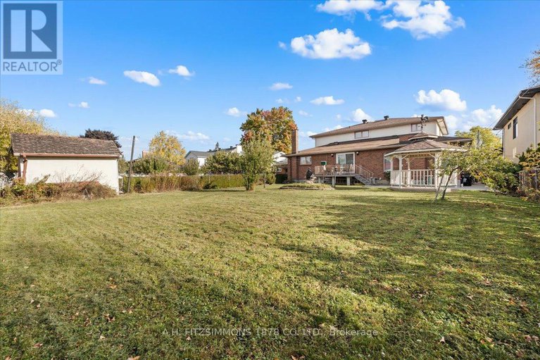 29009459/1538-claymor-avenue/carleton-heights/ottawa/ontario/K2C1T1_47