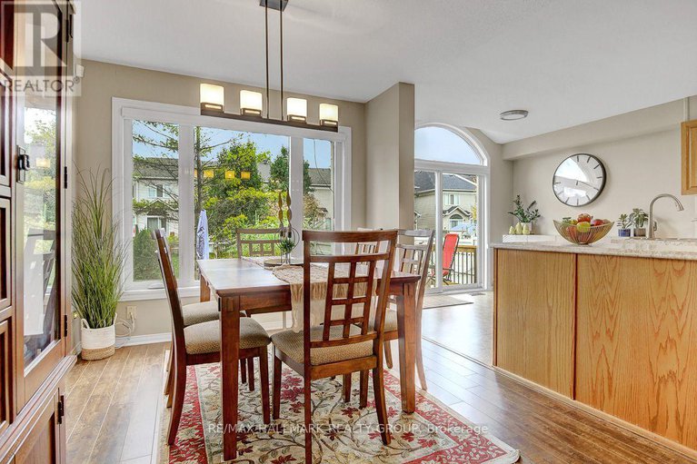 29023597/230-greenridge-street/chapel-hill/ottawa/ontario/K1C7R8_10