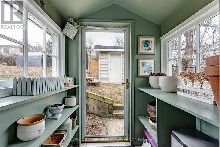 29613138/107-owen-street/lanark-highlands-lanark-village/lanark-highlands/ontario/K0G1K0_16