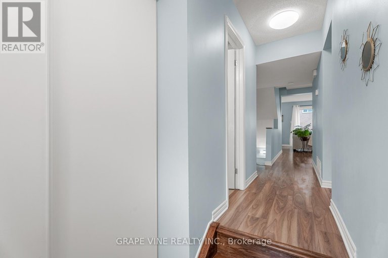 28499106/43-bentbrook-crescent/heritage-park/ottawa/ontario/K2J3Y1_9