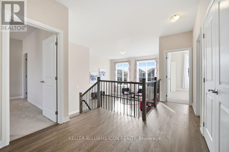 29472876/808-cappamore-drive/half-moon-bay/ottawa/ontario/K2J6V6_30