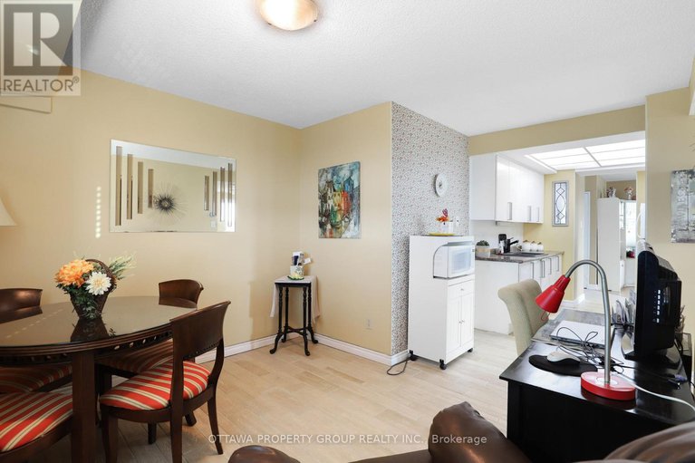 28628193/913-555-brittany-drive/viscount-alexander-park/ottawa/ontario/K1K4C5_20