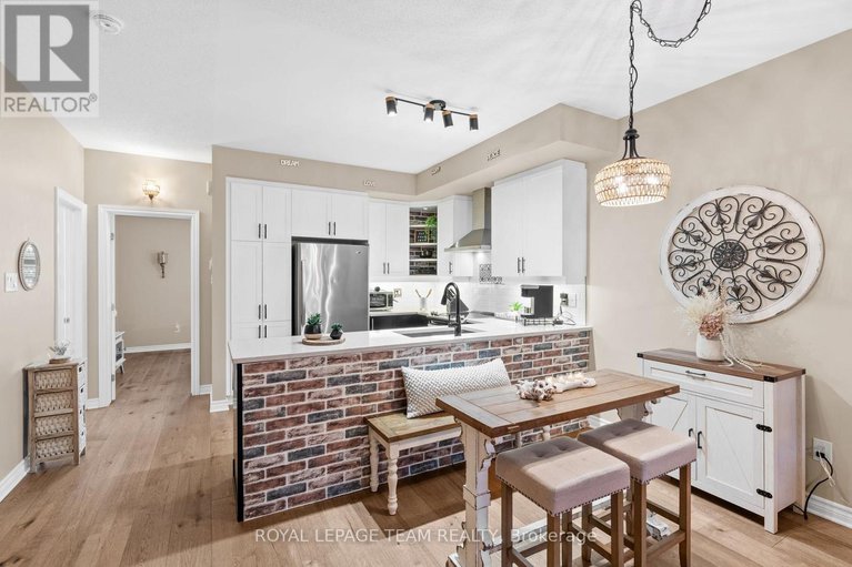 29244733/298-pembina-private/riverside-southgloucester-glen/ottawa/ontario/K4M0G7_13