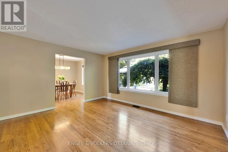 28941289/5233-mclean-crescent/manotick-long-island-nicholls-island/ottawa/ontario/K4M1G1_19