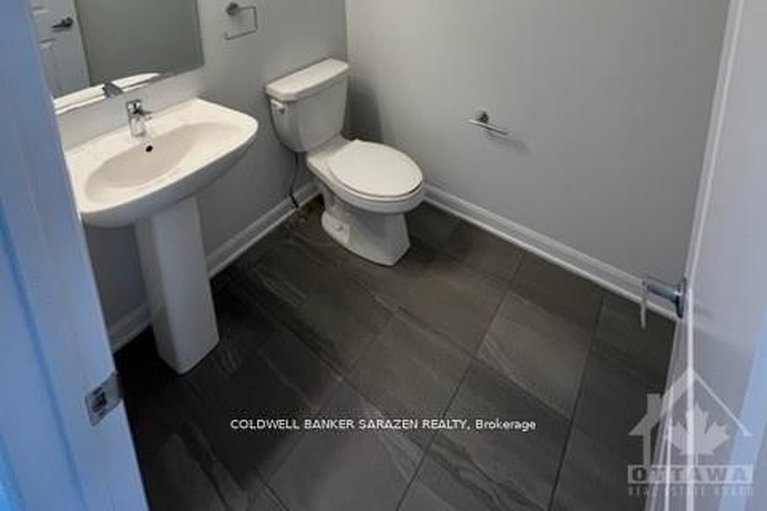 28646362/561-aglish-mews/half-moon-bay/ottawa/ontario/K2J6Y2_13