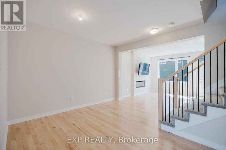 28468879/438-epoch-street/half-moon-bay/ottawa/ontario/K2J6X7_10