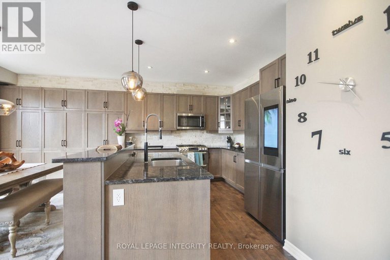 28995462/318-everglade-way-way/emerald-meadowstrailwest/ottawa/ontario/K2M0K9_12