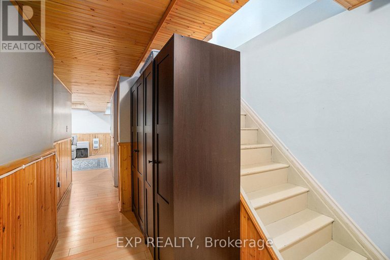 28430492/5-benlark-road/on-the-green/ottawa/ontario/K2J2L5_28