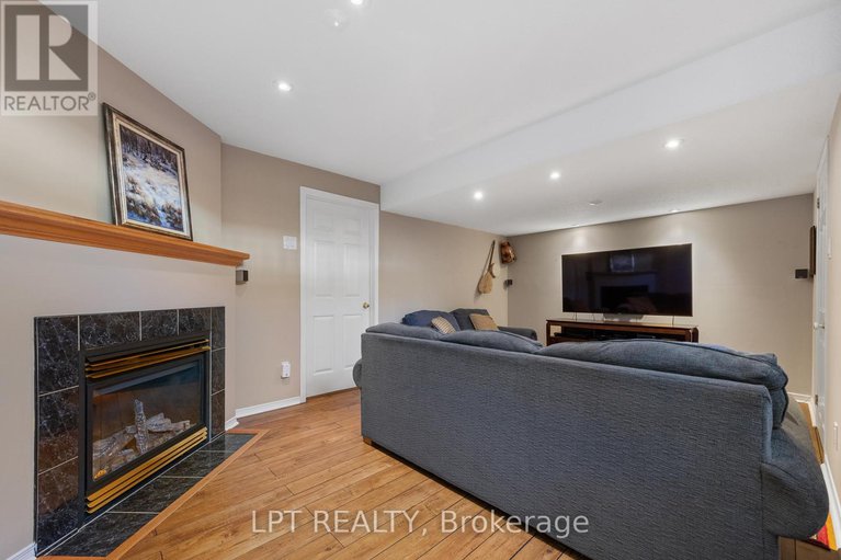 28989666/16-calaveras-avenue/longfields/ottawa/ontario/K2J4Z8_35