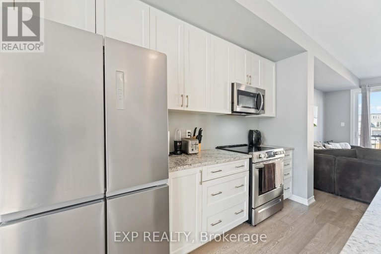 29040805/829-mikinak-road/cfb-rockcliffe-and-area/ottawa/ontario/K1K4Z9_19