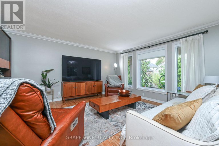 28980767/777-rolling-river-crescent/riverside-southgloucester-glen/ottawa/ontario/K1V1M2_10