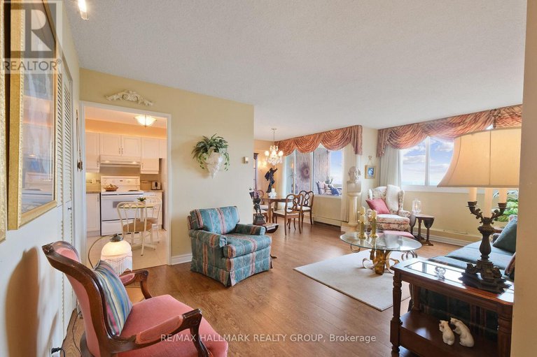 28532567/1605-3360-southgate-road/south-keys/ottawa/ontario/K1V9A6_7