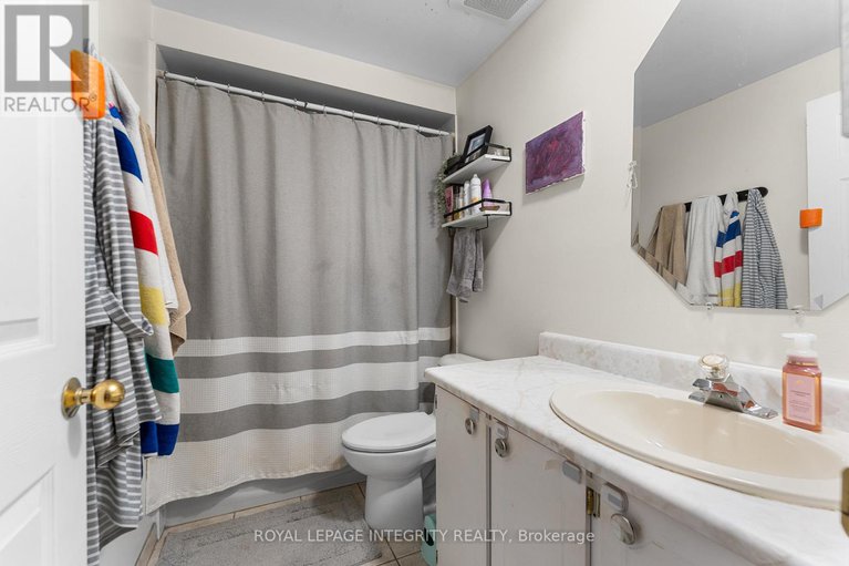 29064817/45-wessex-road/on-the-green/ottawa/ontario/K2J1X2_19