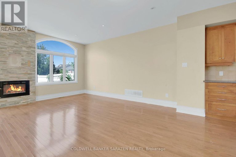 28429149/286-parkin-circle/blossom-parkkemp-parkfindlay-creek/ottawa/ontario/K1T4G8_21