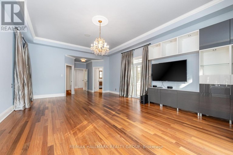 29381192/5800-queenscourt-crescent/manotick-east-to-manotick-station/ottawa/ontario/K4M1K3_20