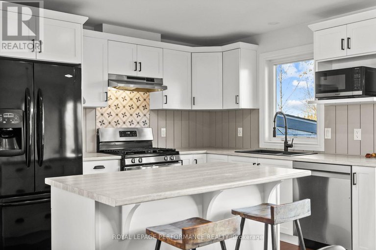 29117349/279-belfort-street/embrun/russell/ontario/K0A1W0_16