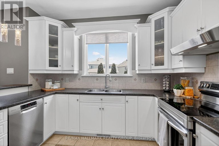 29279134/355-west-ridge-drive/stittsville-south/ottawa/ontario/K2S2G8_5