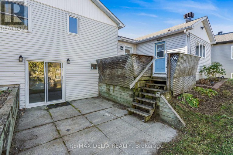 29050096/870-chapman-street/town-of-rockland/clarence-rockland/ontario/K4K1E6_4