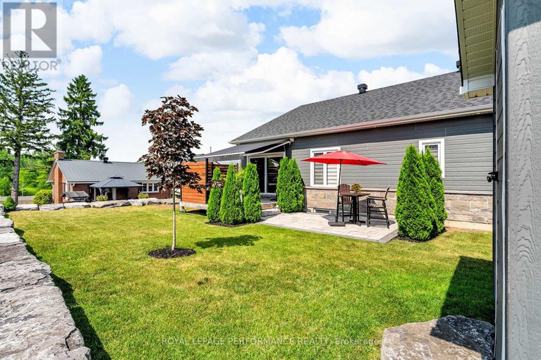 28627551/4-matthew-kieran-crescent/long-sault/south-stormont/ontario/K0C1P0_47