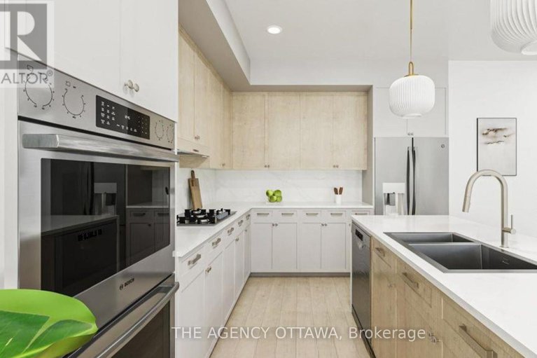 29259366/535-adventure-private/mooneys-bayriverside-park/ottawa/ontario/K1V9R2_6